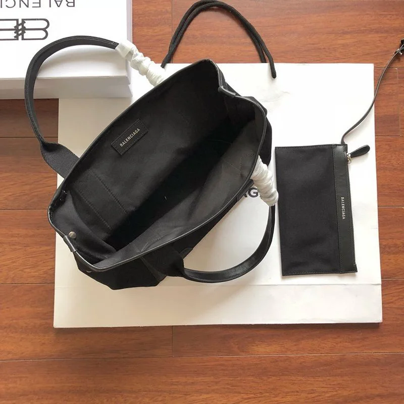 送料込バレンシアガ ネイビーカバ コピー S トート ブラック/ブラック 339933AQ38N1000